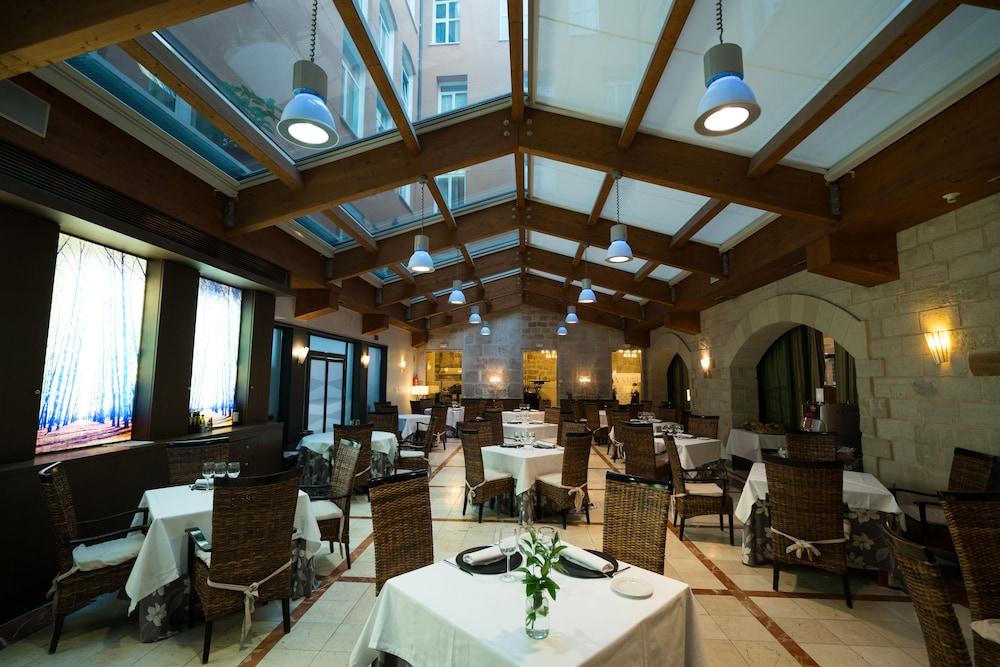 Rice Palacio De Los Blasones Burgos Exterior photo