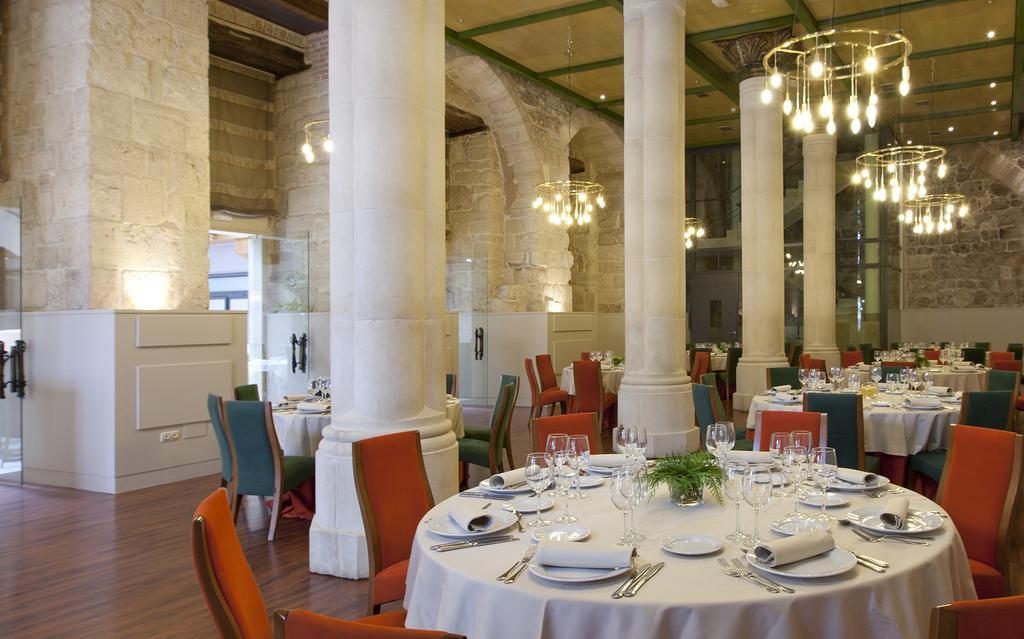 Rice Palacio De Los Blasones Burgos Exterior photo